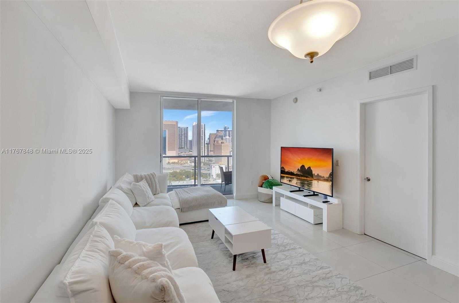 Small Image of 185 SOUTH WEST 7TH ST #2303, Miami Number 14