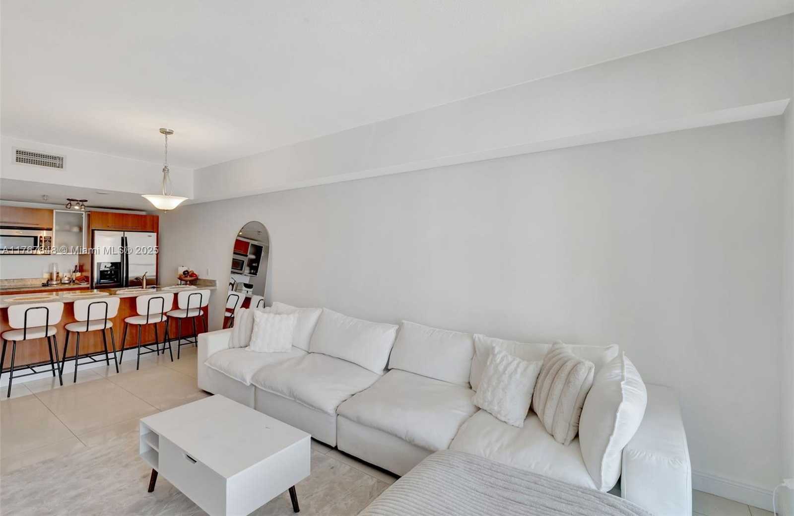 Small Image of 185 SOUTH WEST 7TH ST #2303, Miami Number 15