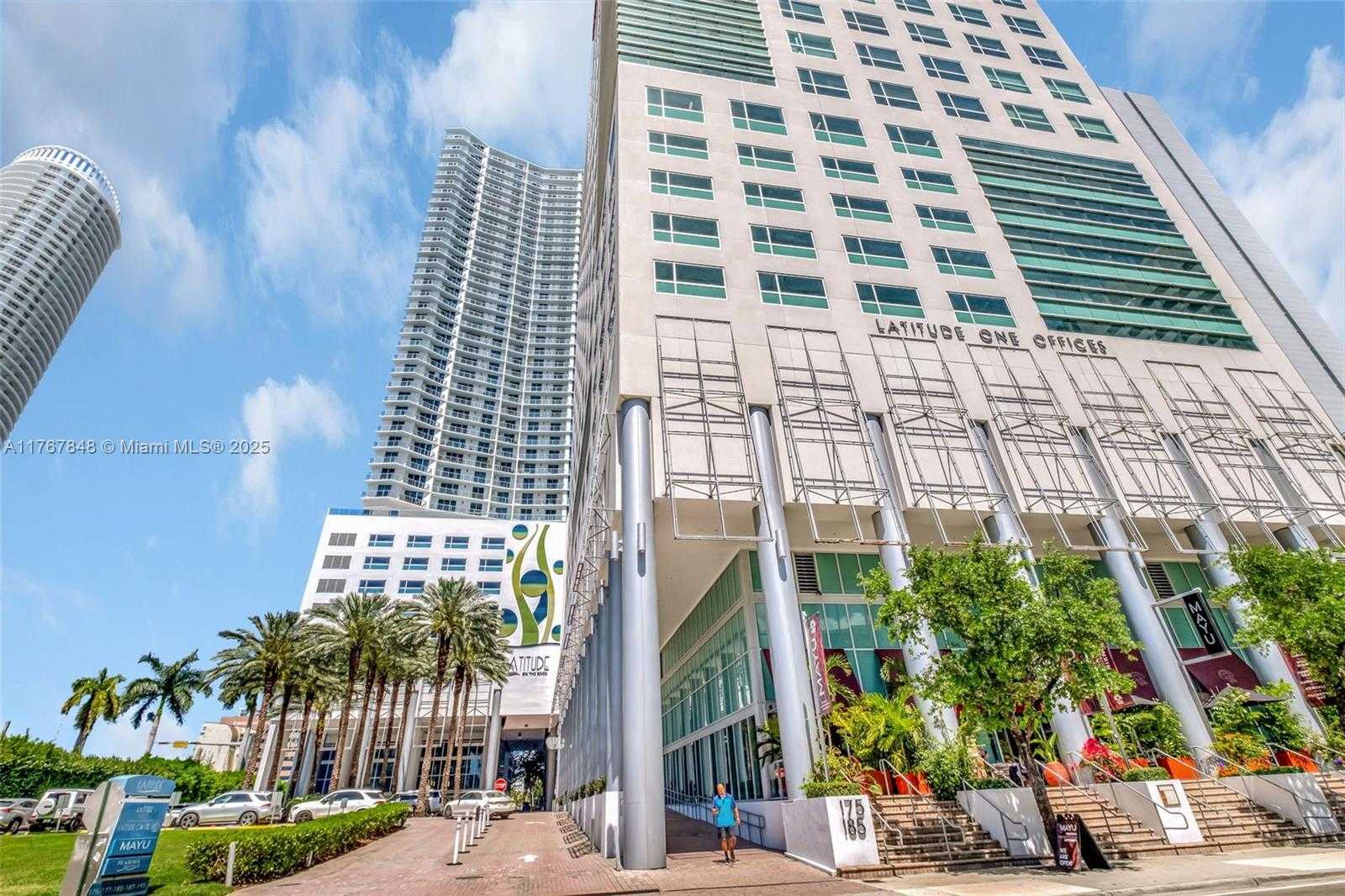 Small Image of 185 SOUTH WEST 7TH ST #2303, Miami Number 2