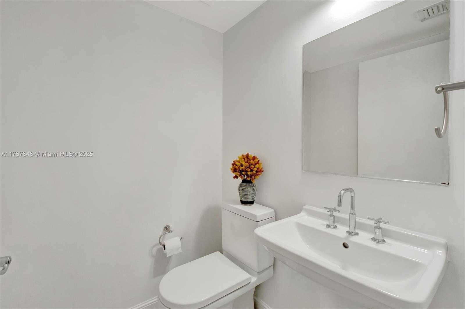 Small Image of 185 SOUTH WEST 7TH ST #2303, Miami Number 26