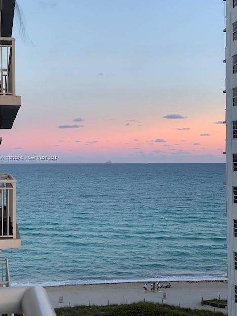 Small Image of 6969 COLLINS AVE #906, Miami Beach Number 3