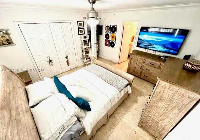 Small Image of 6969 COLLINS AVE #906, Miami Beach Number 8