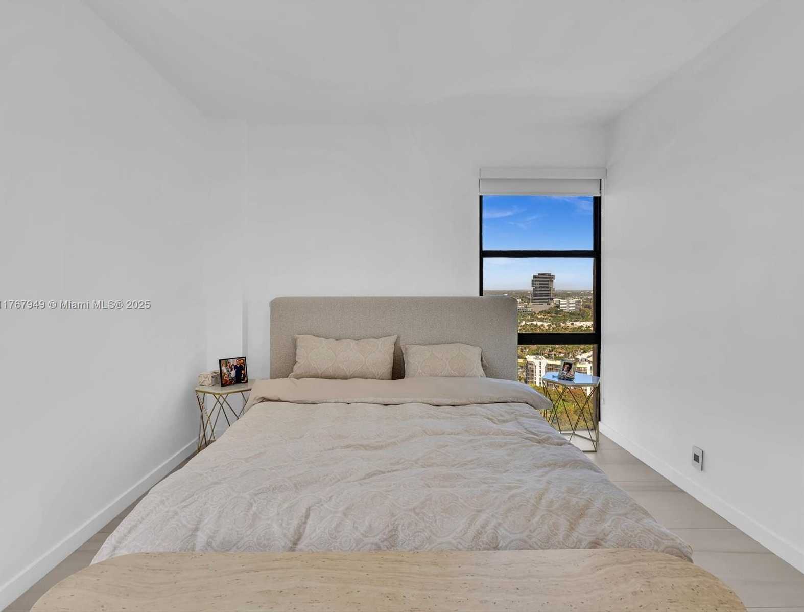 Small Image of 20301 WEST COUNTRY CLUB DR #PH29, Aventura Number 34