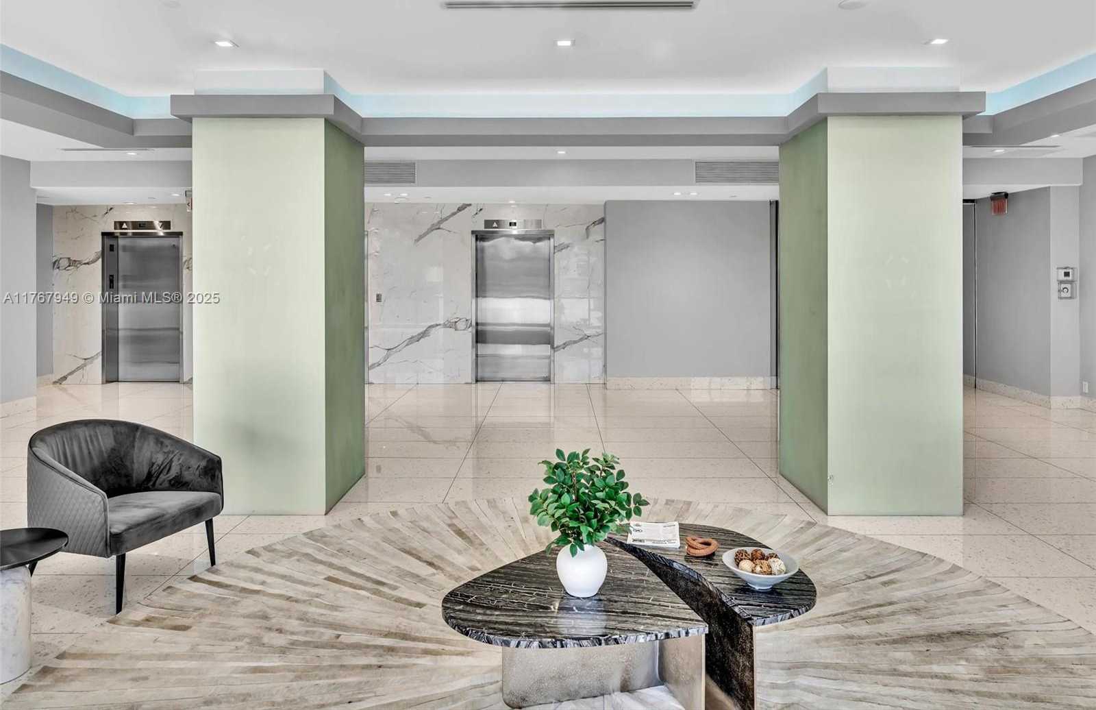Small Image of 20301 WEST COUNTRY CLUB DR #PH29, Aventura Number 49
