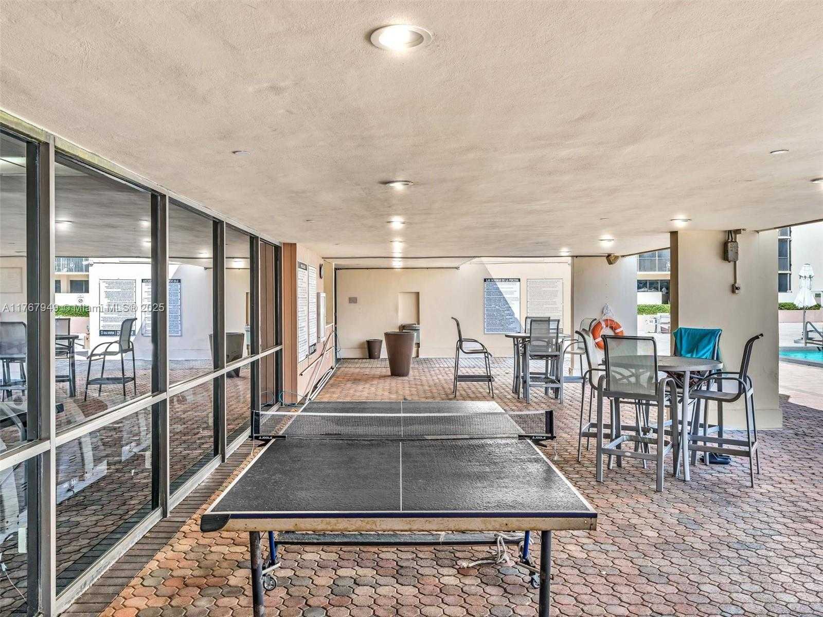 Small Image of 20301 WEST COUNTRY CLUB DR #PH29, Aventura Number 53
