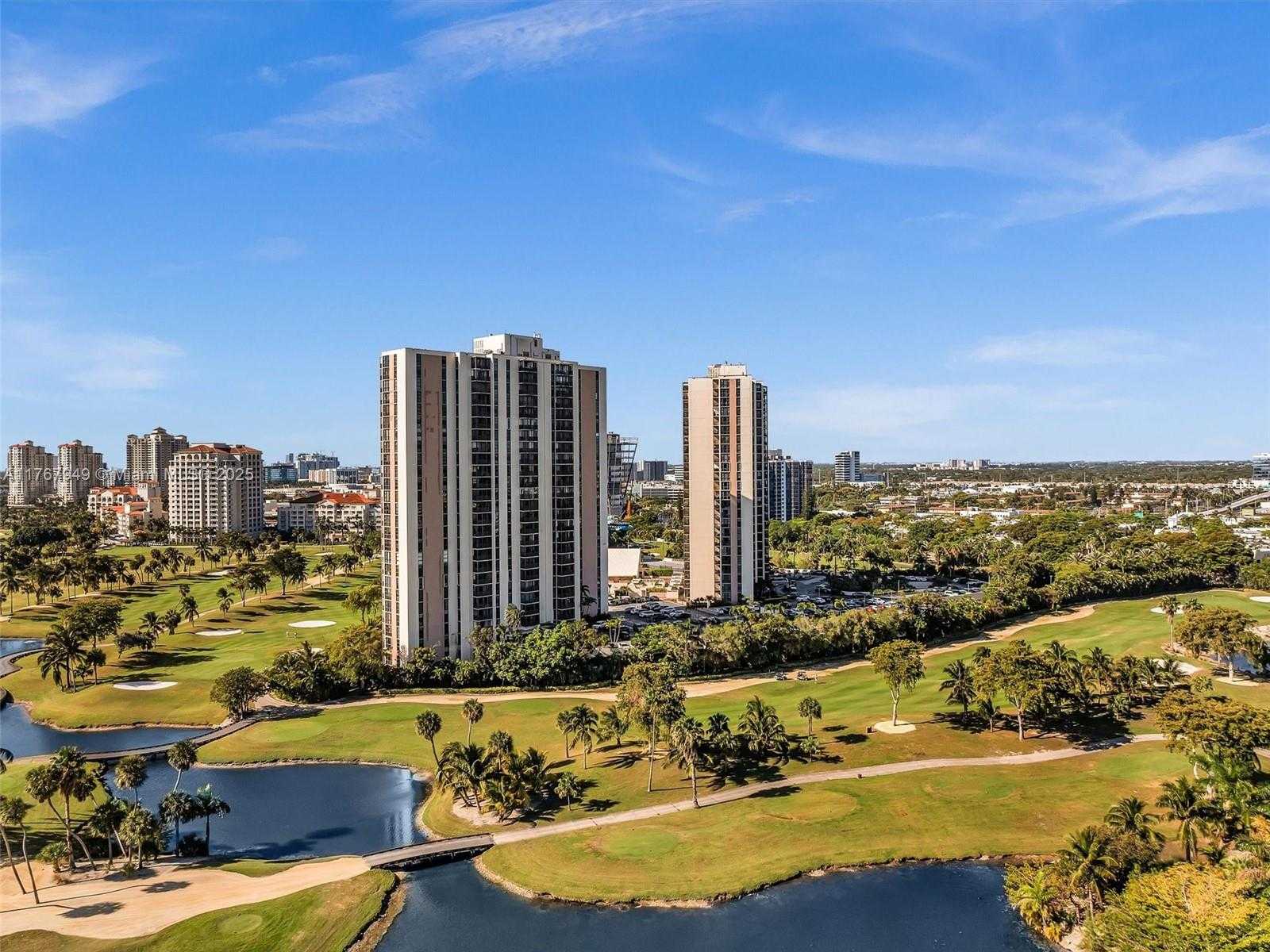 Small Image of 20301 WEST COUNTRY CLUB DR #PH29, Aventura Number 63