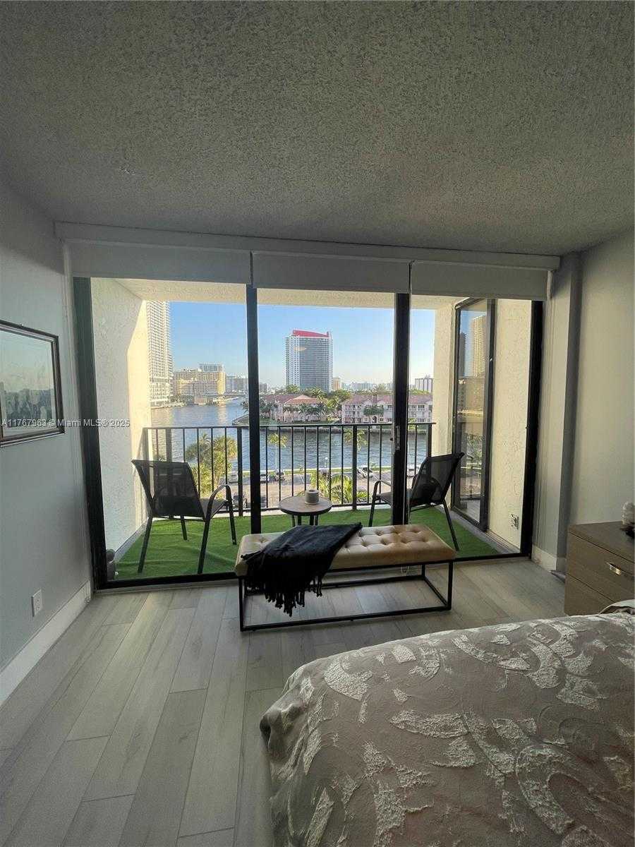 Small Image of 200 LESLIE DR #622, Hallandale Beach Number 23