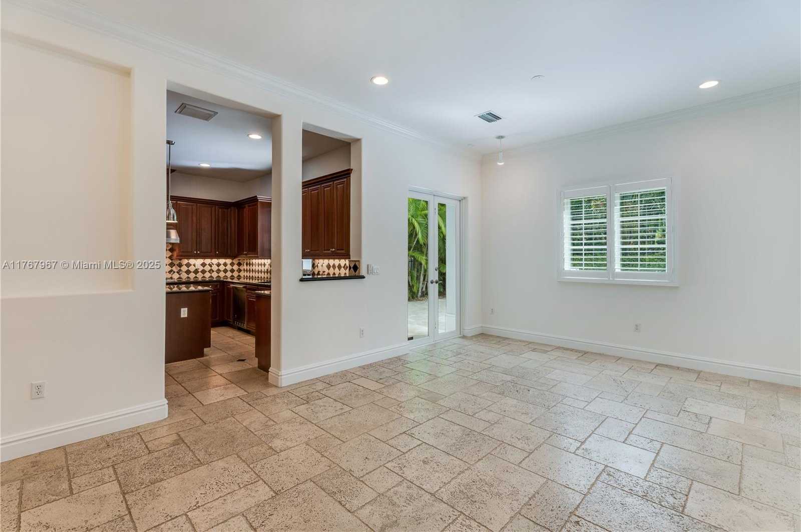 Small Image of 10155 SOUTH WEST 75TH PL, Pinecrest Number 10