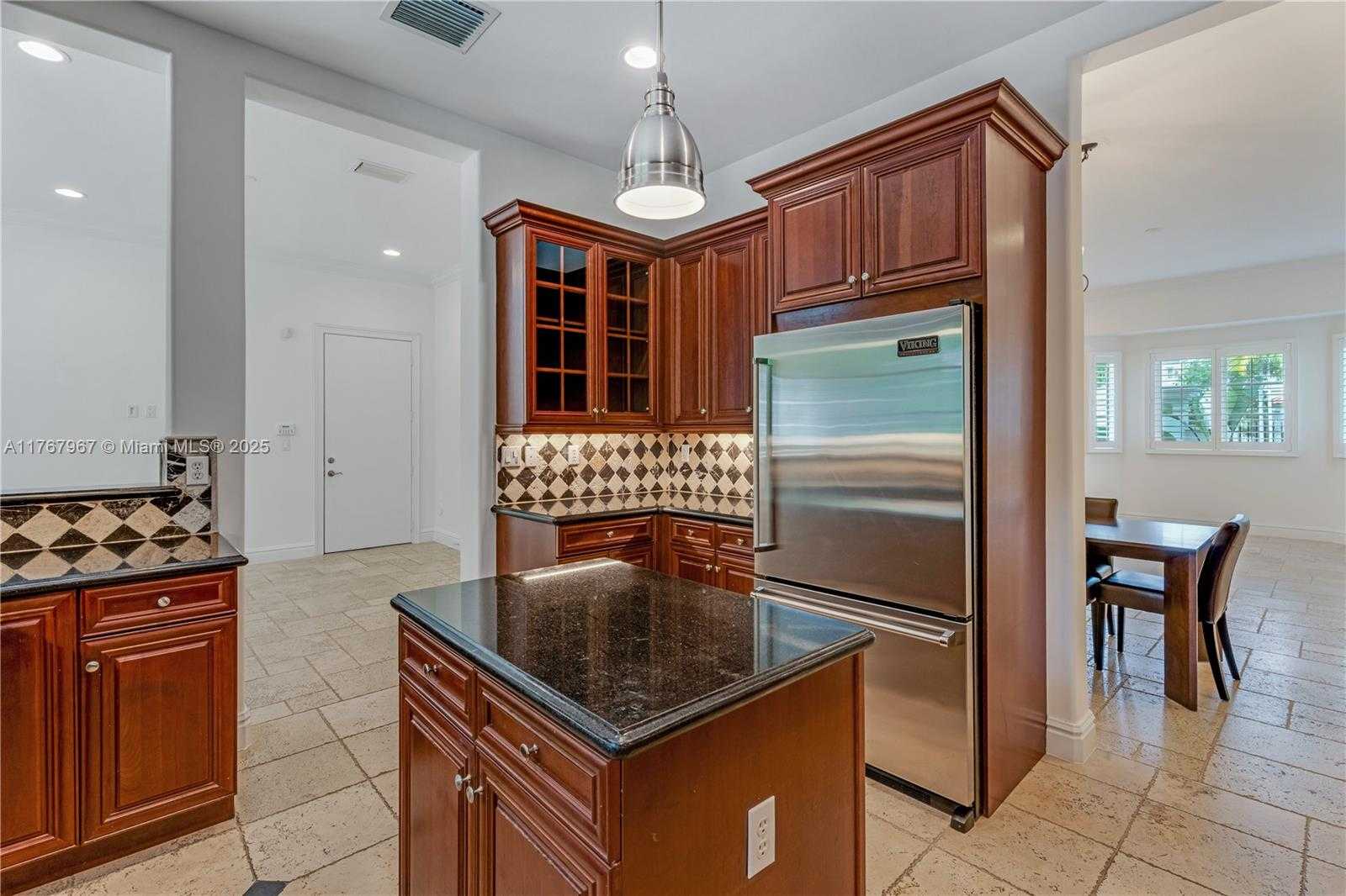 Small Image of 10155 SOUTH WEST 75TH PL, Pinecrest Number 15