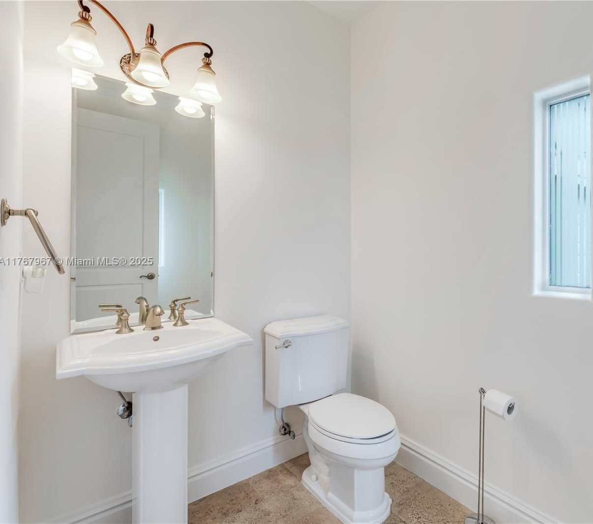 Small Image of 10155 SOUTH WEST 75TH PL, Pinecrest Number 24