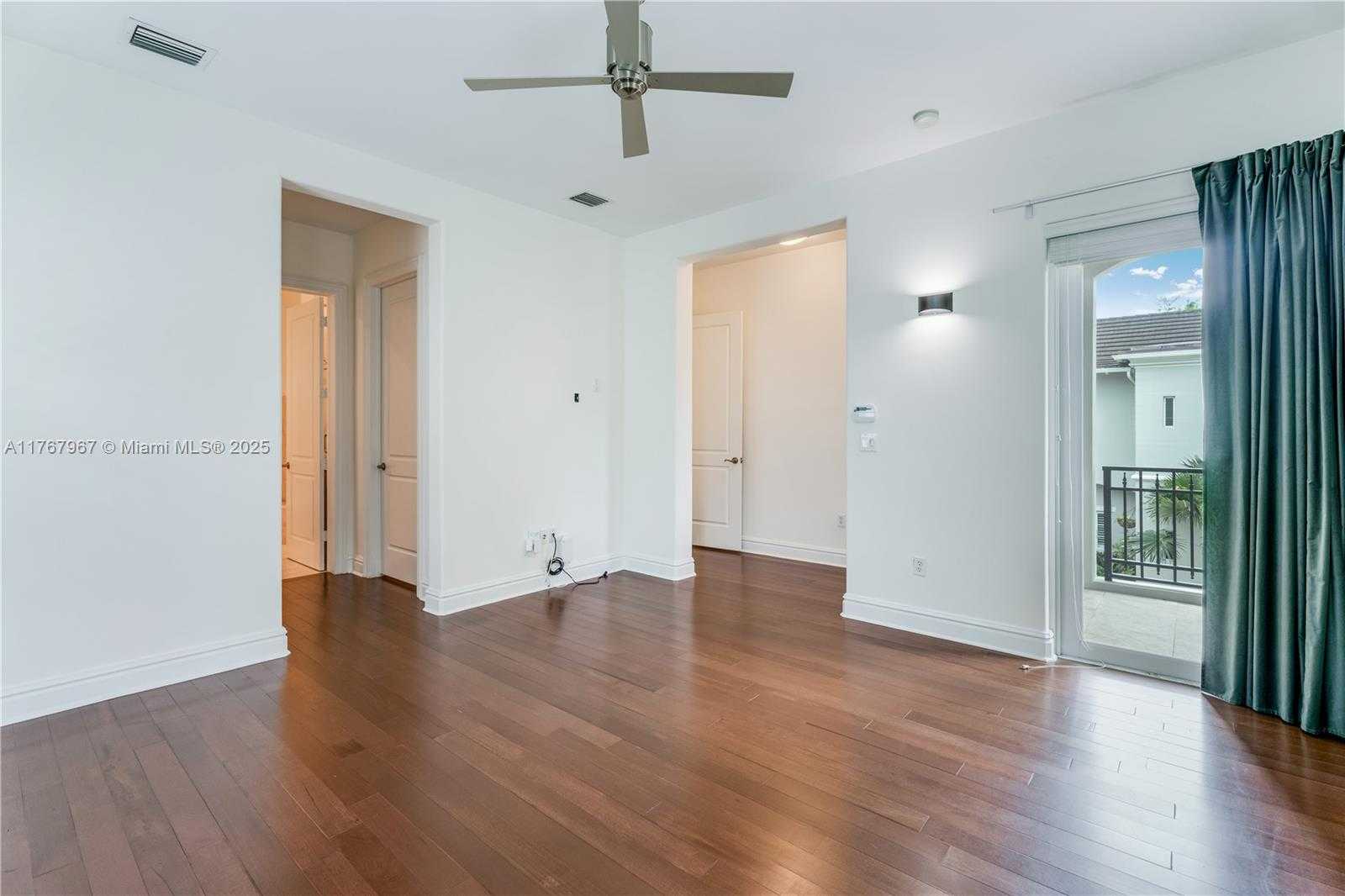 Small Image of 10155 SOUTH WEST 75TH PL, Pinecrest Number 29