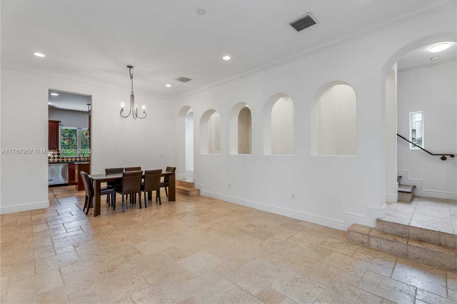 Small Image of 10155 SOUTH WEST 75TH PL, Pinecrest Number 3