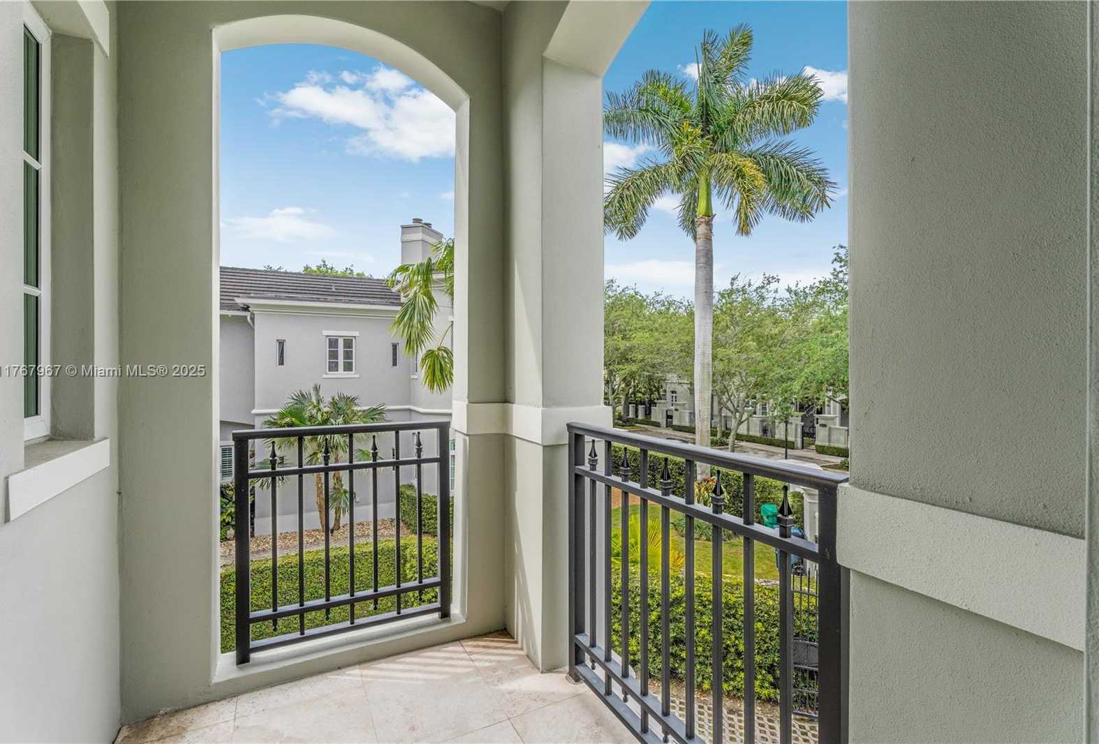 Small Image of 10155 SOUTH WEST 75TH PL, Pinecrest Number 31