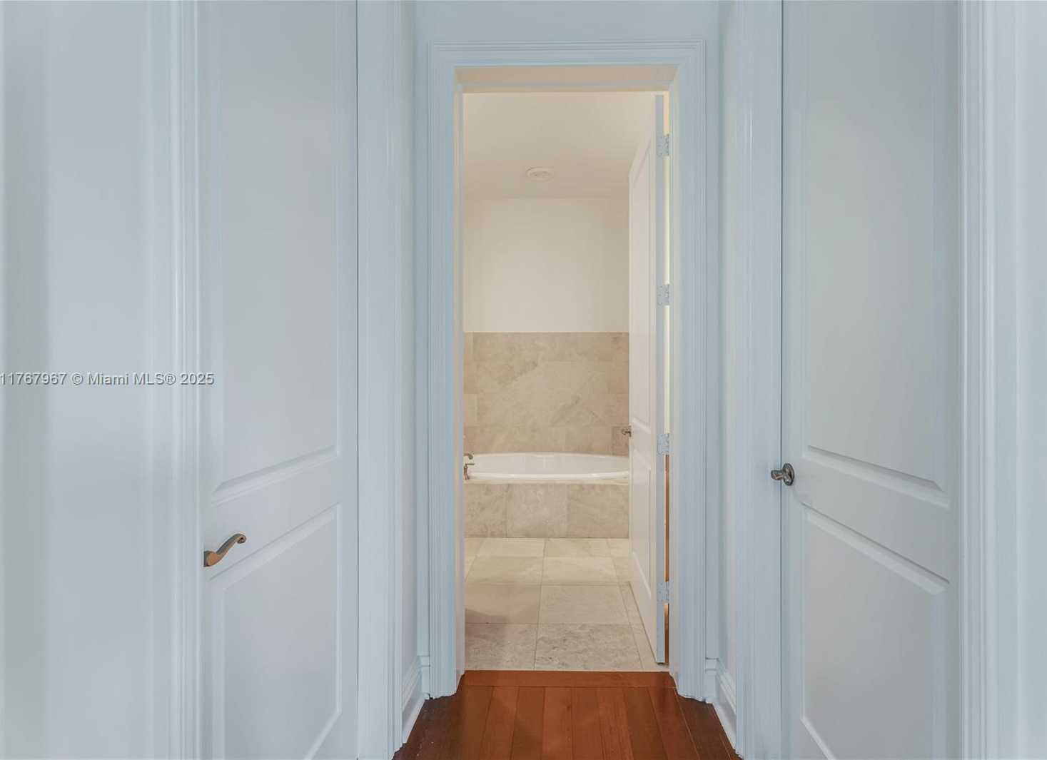 Small Image of 10155 SOUTH WEST 75TH PL, Pinecrest Number 34