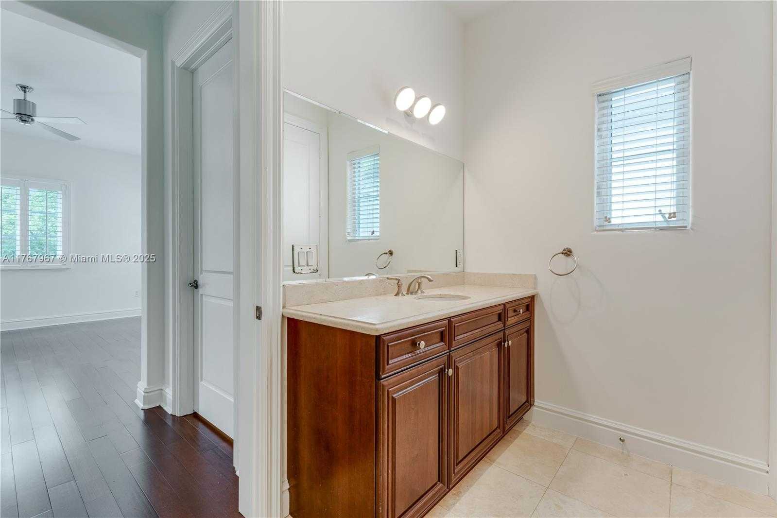 Small Image of 10155 SOUTH WEST 75TH PL, Pinecrest Number 38