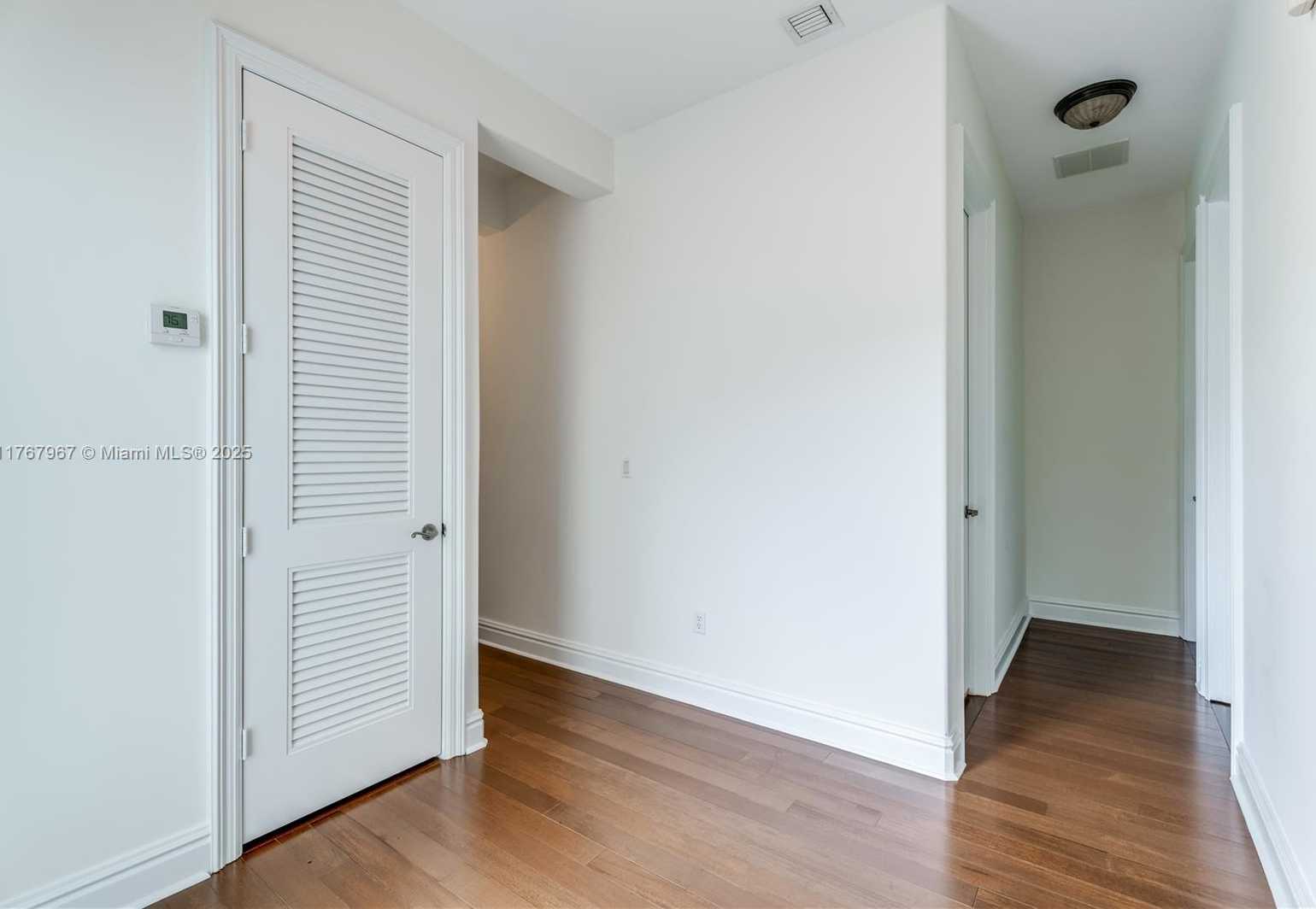 Small Image of 10155 SOUTH WEST 75TH PL, Pinecrest Number 40