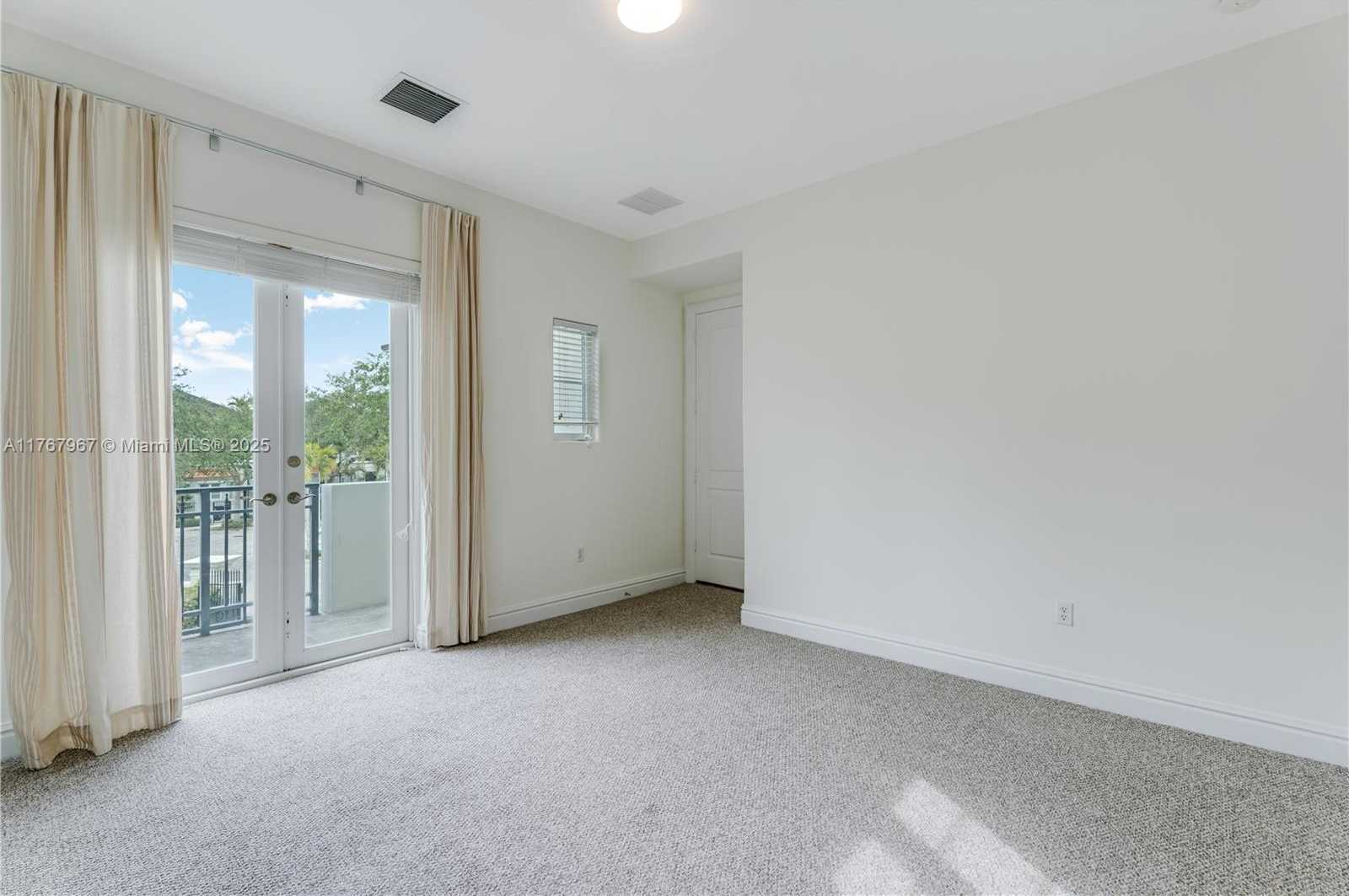 Small Image of 10155 SOUTH WEST 75TH PL, Pinecrest Number 42