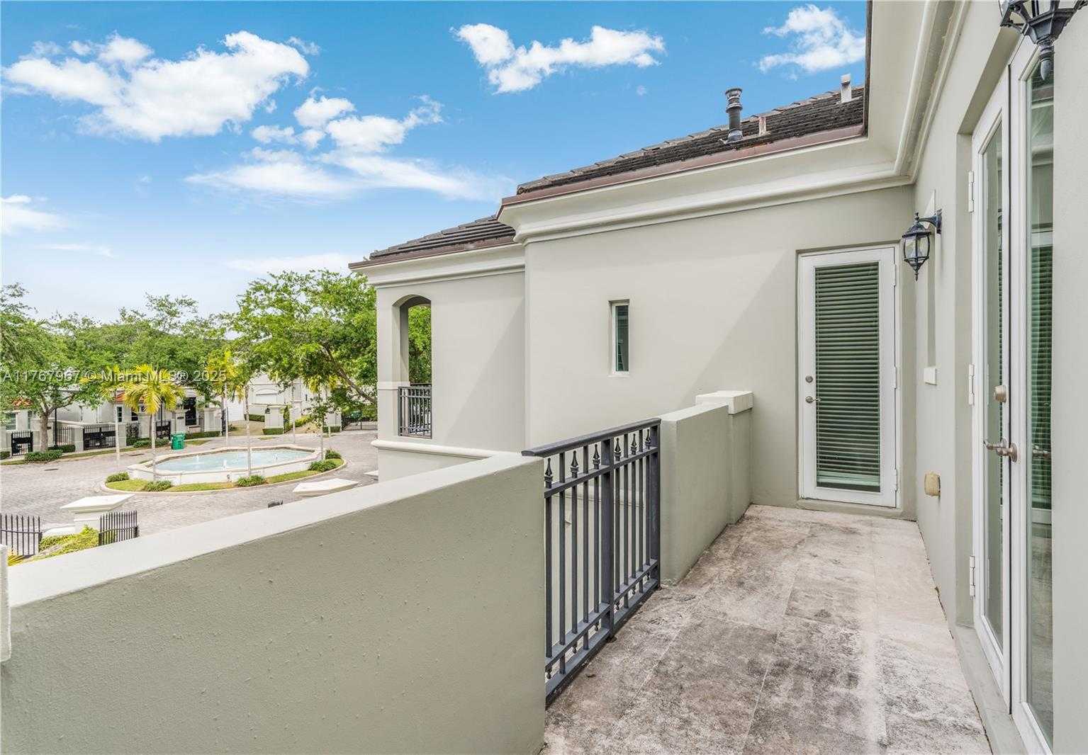 Small Image of 10155 SOUTH WEST 75TH PL, Pinecrest Number 45