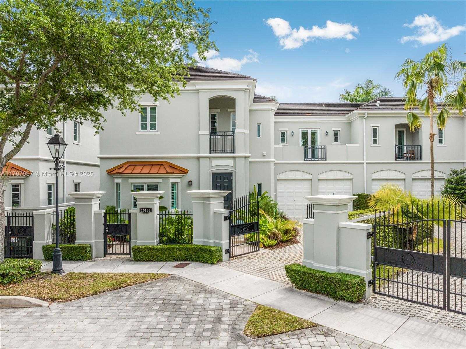 Small Image of 10155 SOUTH WEST 75TH PL, Pinecrest Number 53