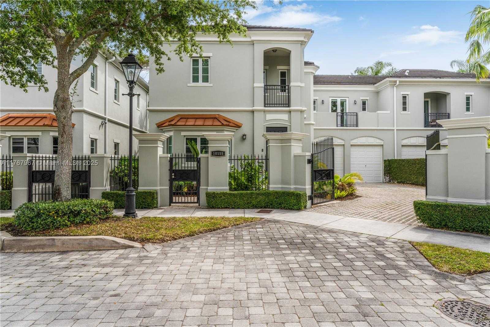 Small Image of 10155 SOUTH WEST 75TH PL, Pinecrest Number 55