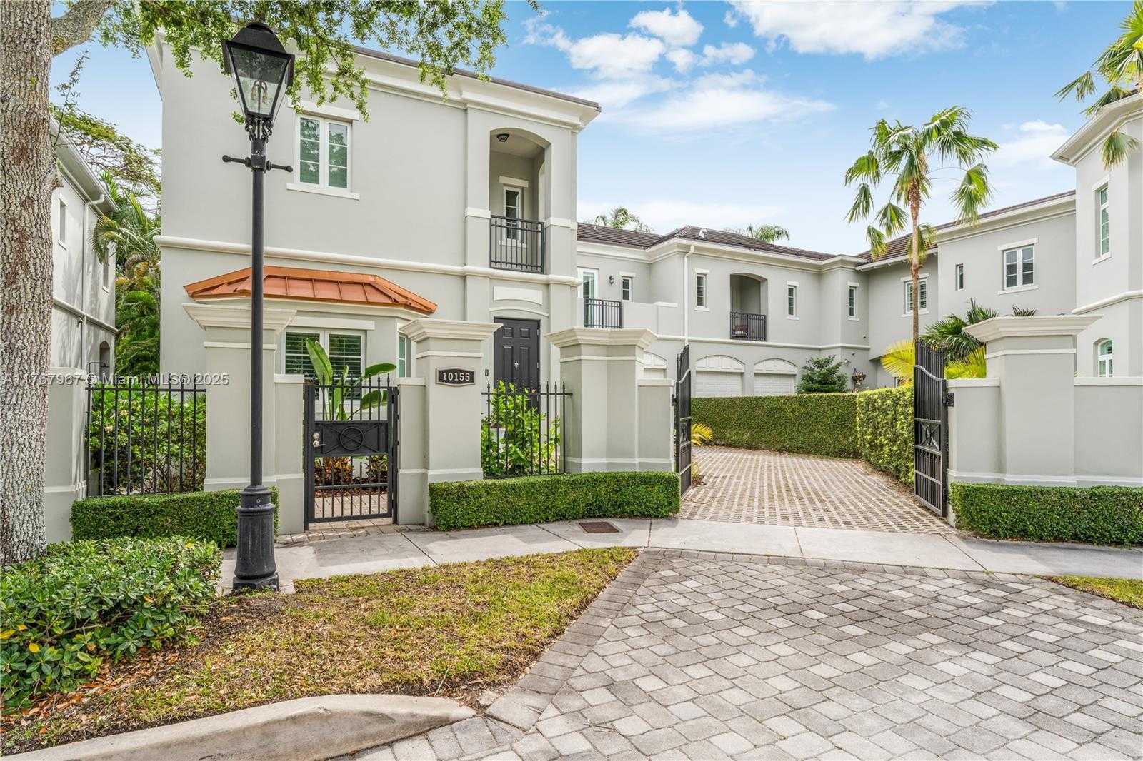 Small Image of 10155 SOUTH WEST 75TH PL, Pinecrest Number 56