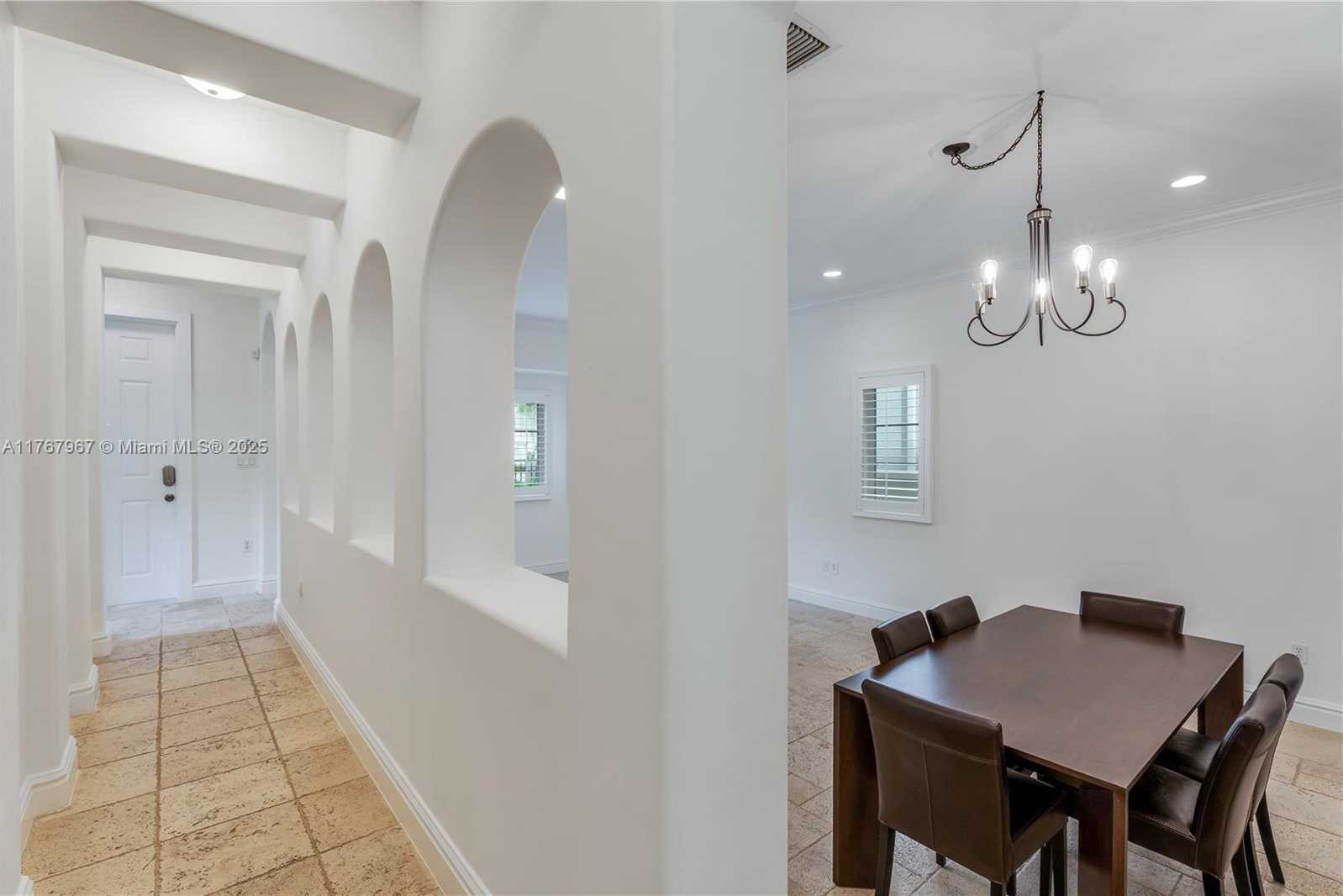 Small Image of 10155 SOUTH WEST 75TH PL, Pinecrest Number 7