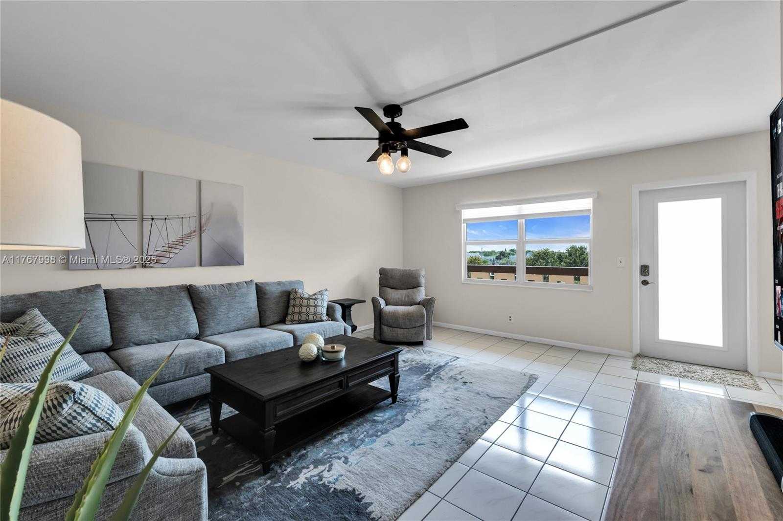 Small Image of 4032 FARNHAM O #4032, Deerfield Beach Number 16