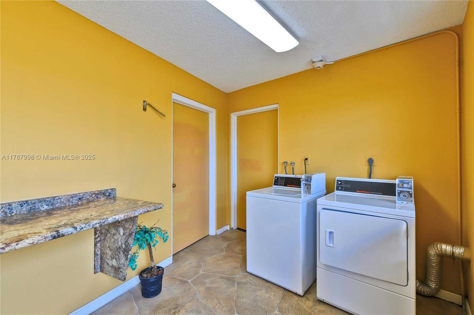 Small Image of 4032 FARNHAM O #4032, Deerfield Beach Number 24