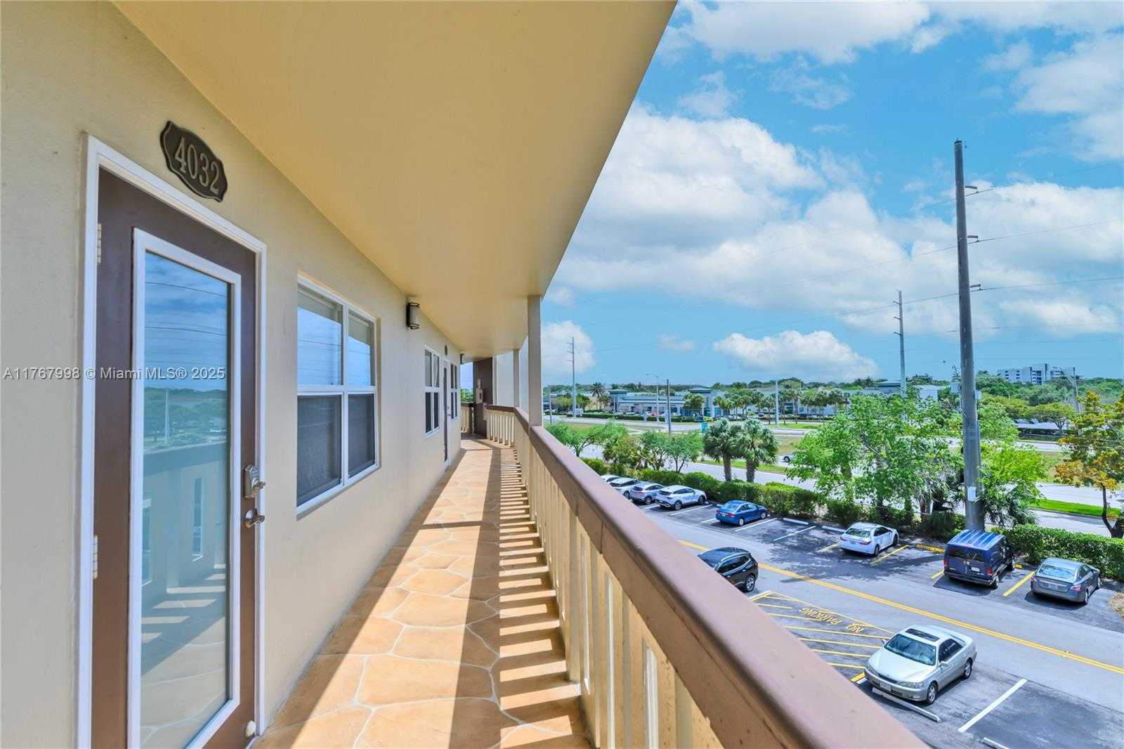 Small Image of 4032 FARNHAM O #4032, Deerfield Beach Number 26