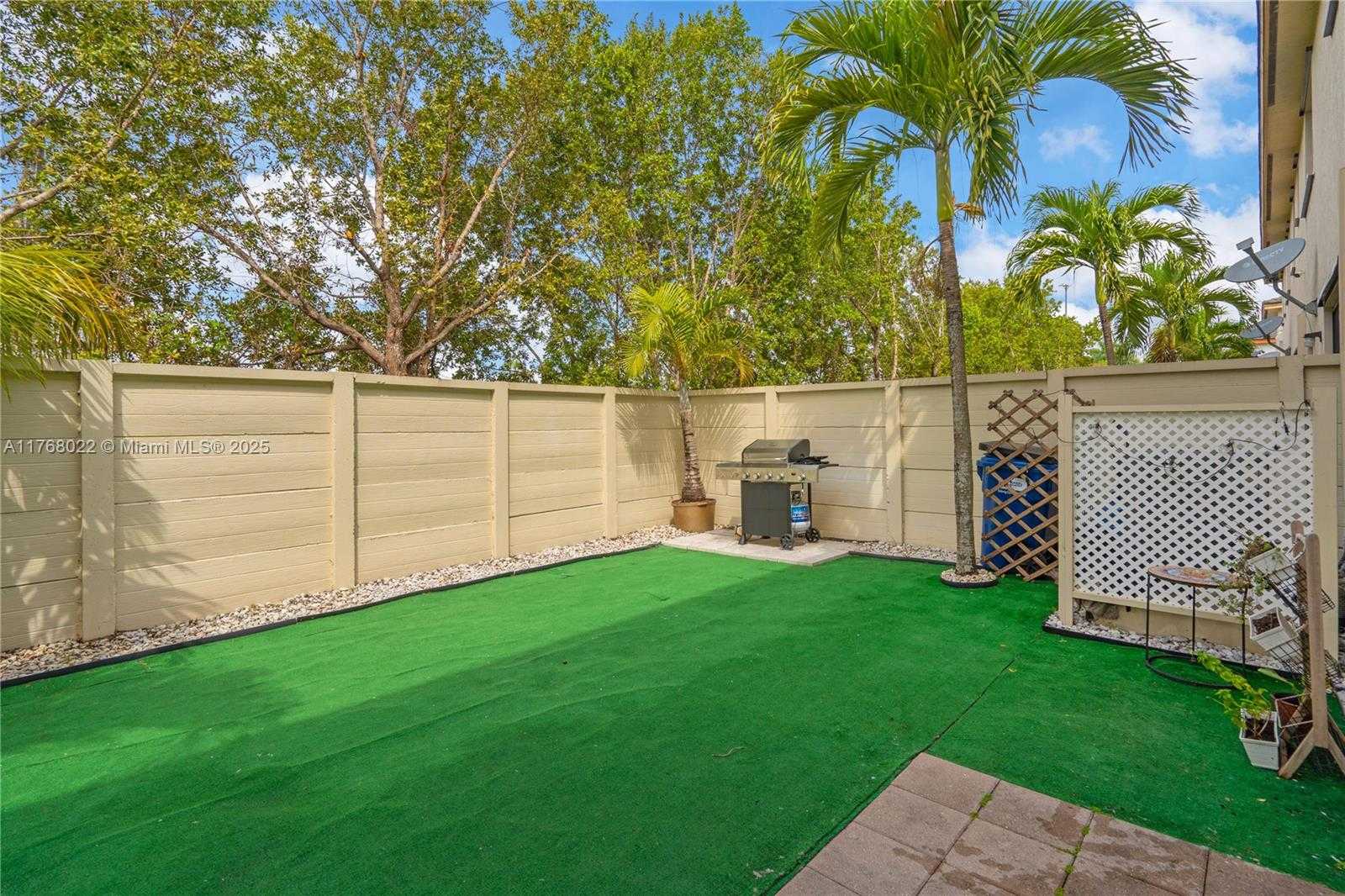 Small Image of 15780 NORTH WEST 91ST CT #15780, Miami Lakes Number 11
