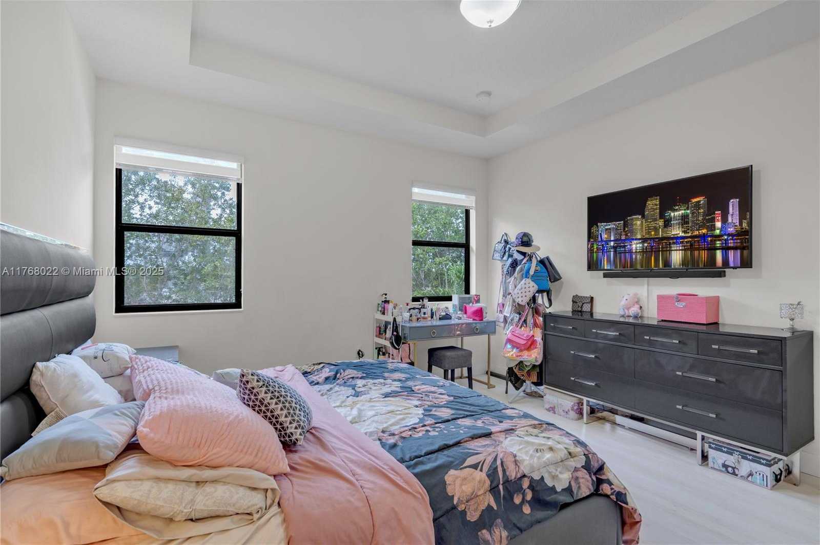 Small Image of 15780 NORTH WEST 91ST CT #15780, Miami Lakes Number 16