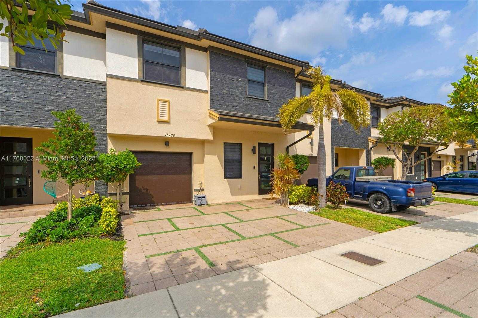 Small Image of 15780 NORTH WEST 91ST CT #15780, Miami Lakes Number 2