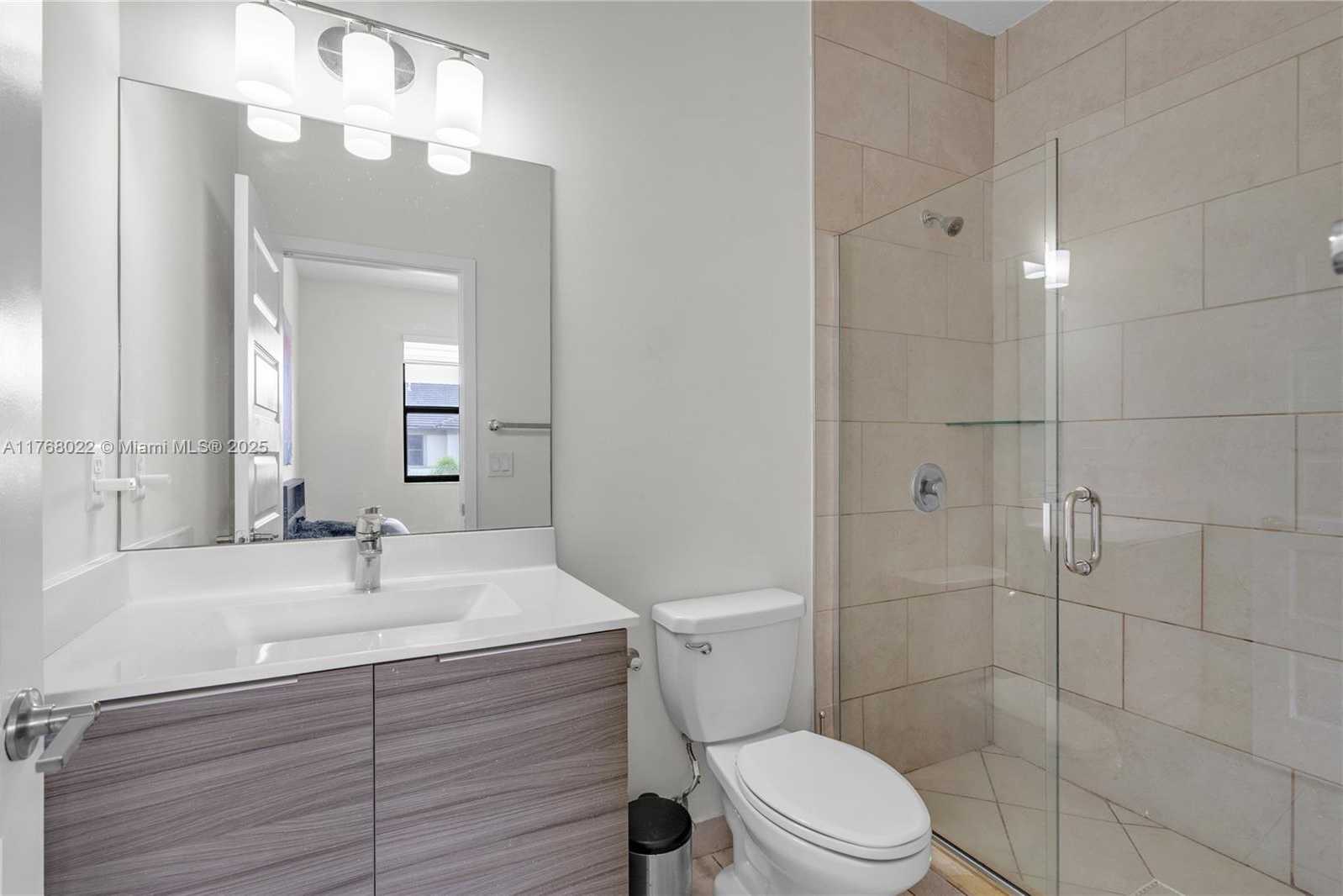 Small Image of 15780 NORTH WEST 91ST CT #15780, Miami Lakes Number 23