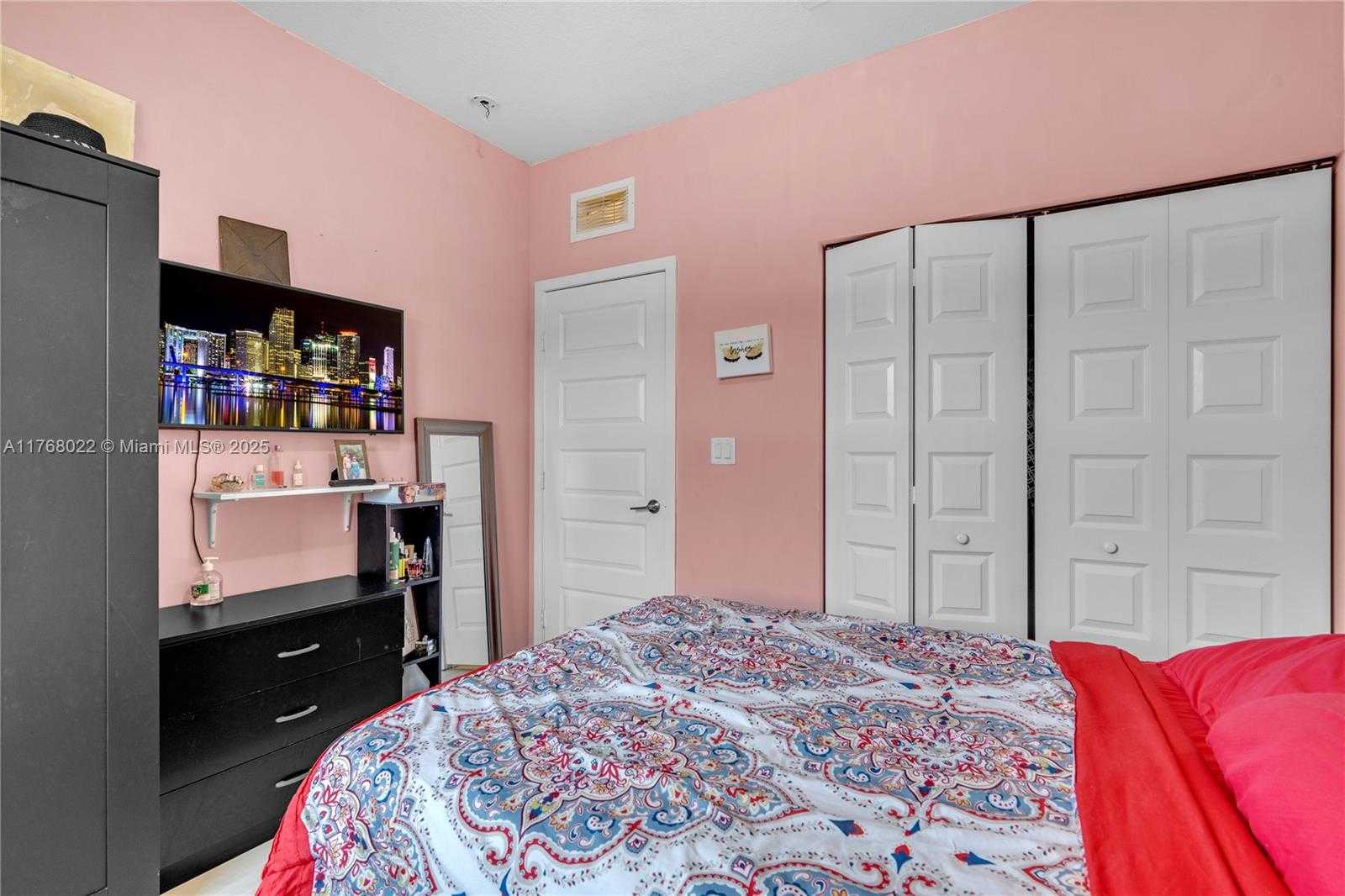 Small Image of 15780 NORTH WEST 91ST CT #15780, Miami Lakes Number 25