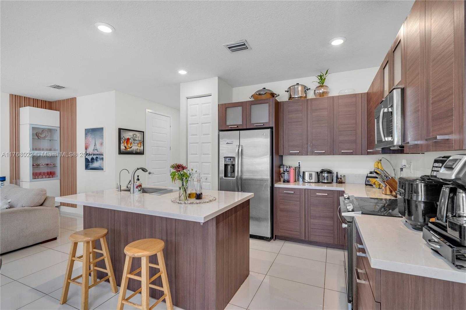 Small Image of 15780 NORTH WEST 91ST CT #15780, Miami Lakes Number 9