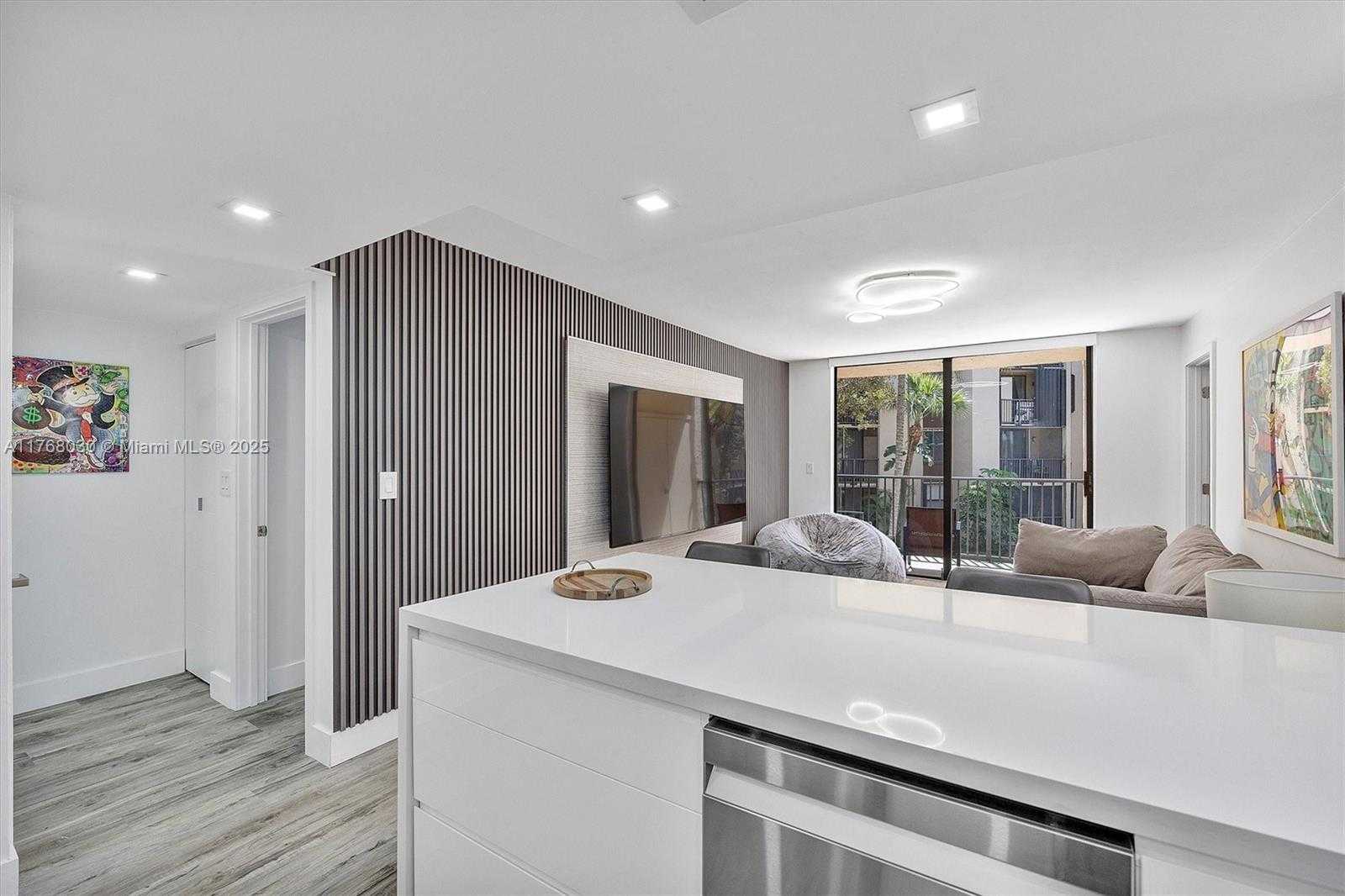 Small Image of 14601 NORTH KENDALL DR #206K, Miami Number 10
