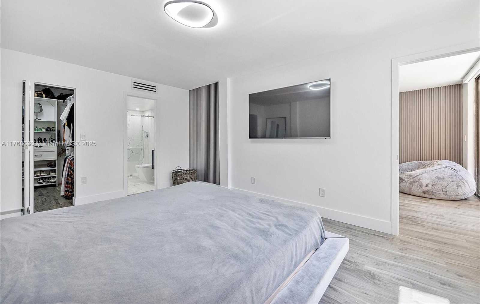 Small Image of 14601 NORTH KENDALL DR #206K, Miami Number 14
