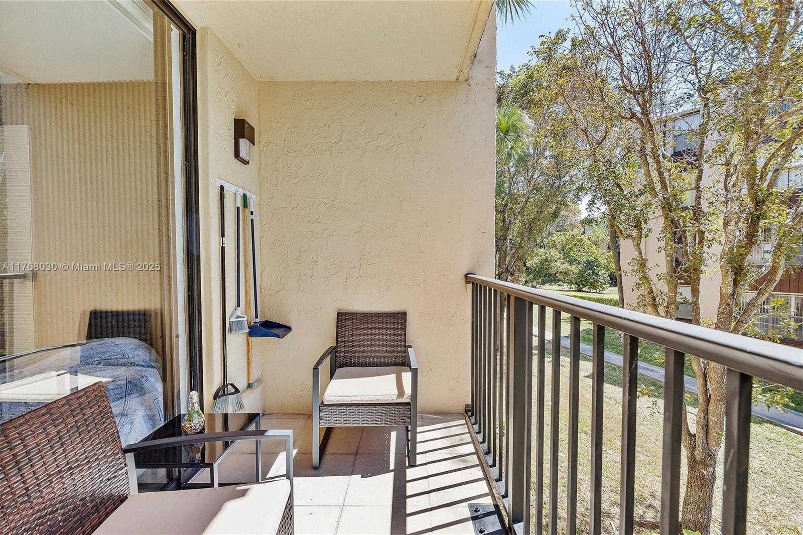 Small Image of 14601 NORTH KENDALL DR #206K, Miami Number 28