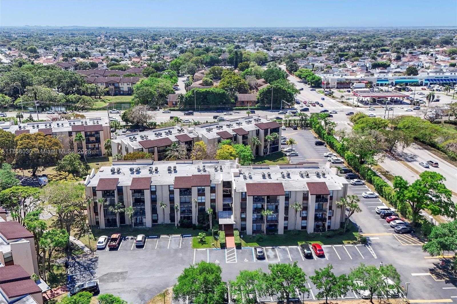 Small Image of 14601 NORTH KENDALL DR #206K, Miami Number 36