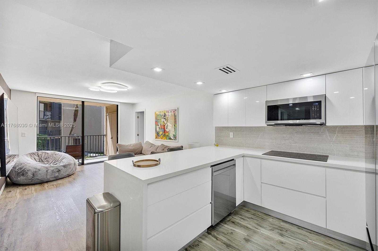 Small Image of 14601 NORTH KENDALL DR #206K, Miami Number 9