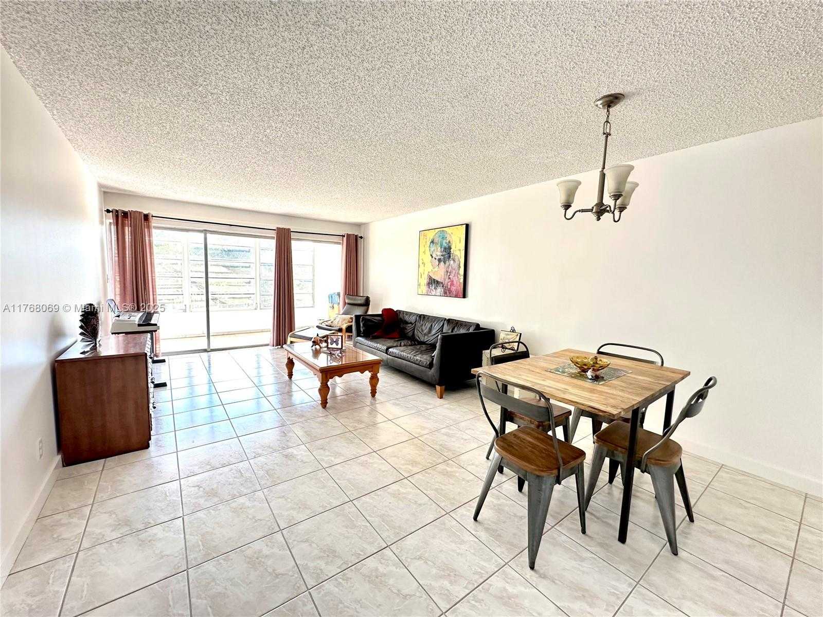 Small Image of 8300 SANDS POINT BLVD #K306, Tamarac Number 14