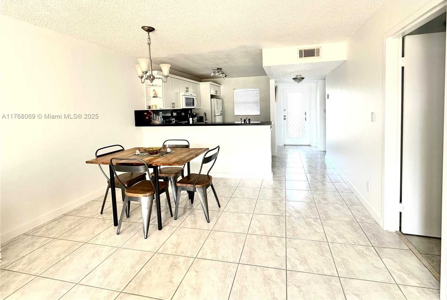 Small Image of 8300 SANDS POINT BLVD #K306, Tamarac Number 19
