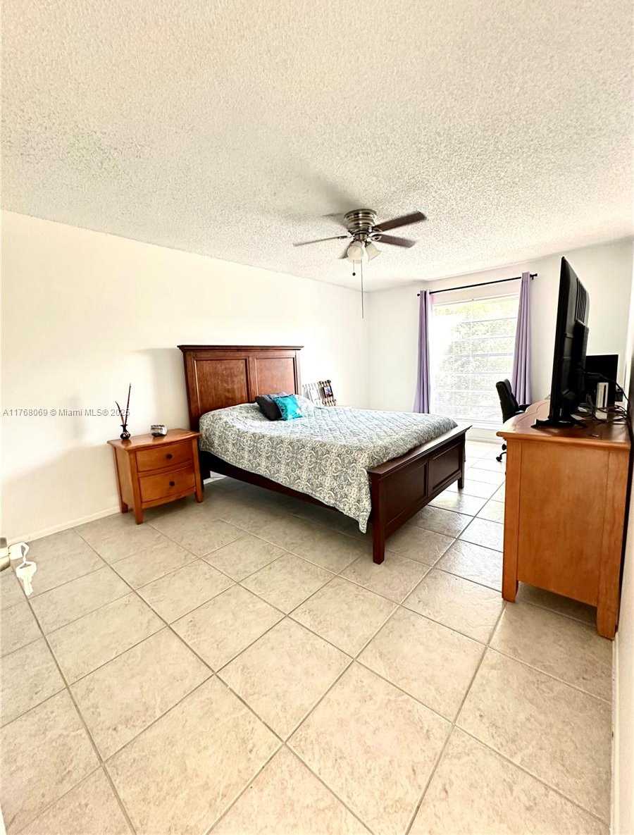 Small Image of 8300 SANDS POINT BLVD #K306, Tamarac Number 20