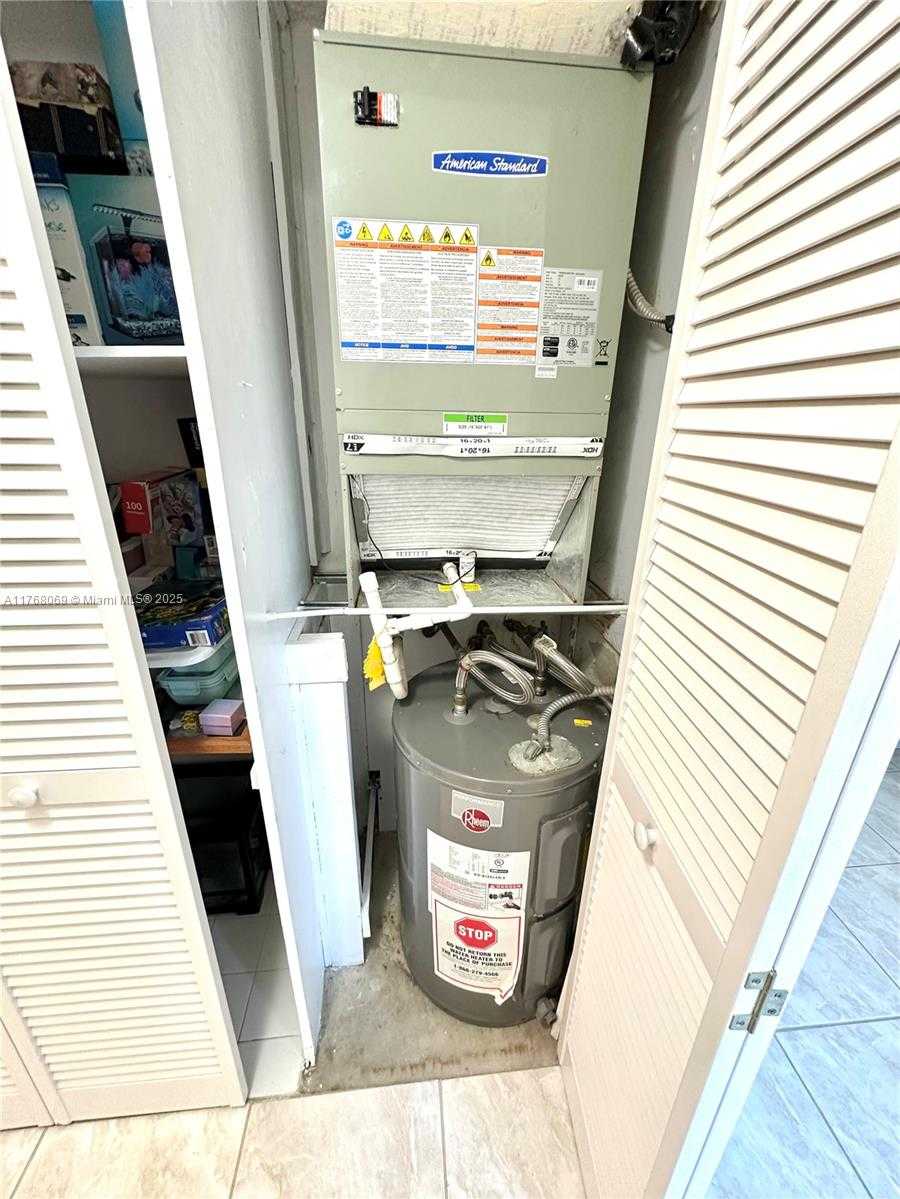 Small Image of 8300 SANDS POINT BLVD #K306, Tamarac Number 33