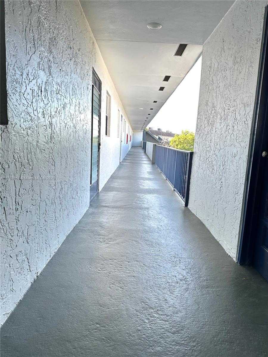 Small Image of 8300 SANDS POINT BLVD #K306, Tamarac Number 9