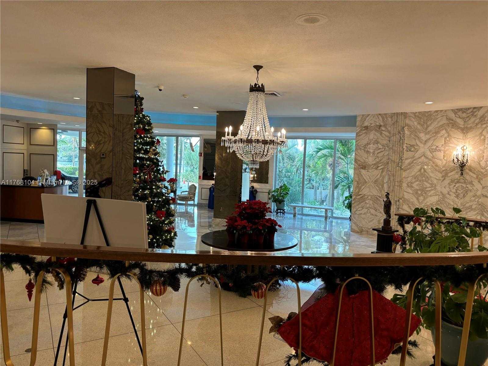Small Image of 5255 COLLINS AVE #6J, Miami Beach Number 17