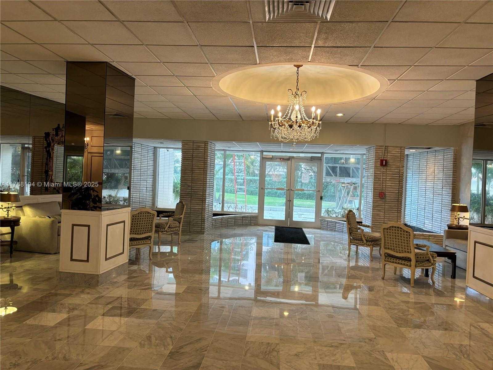 Small Image of 5255 COLLINS AVE #6J, Miami Beach Number 18