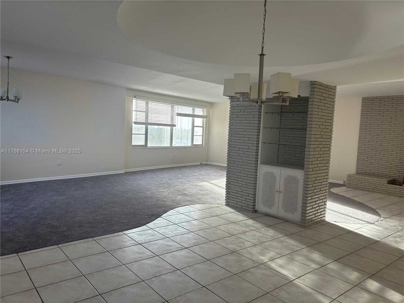 Small Image of 5255 COLLINS AVE #6J, Miami Beach Number 6