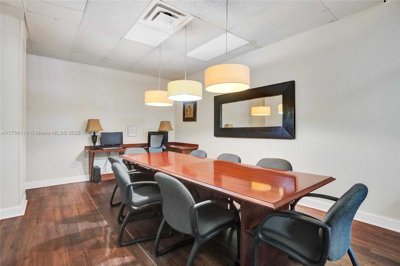 Small Image of 500 BAYVIEW DR #931, Sunny Isles Beach Number 35