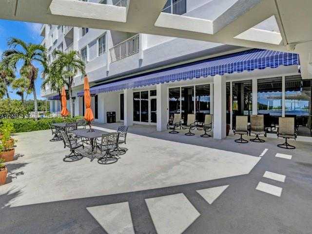 Small Image of 500 BAYVIEW DR #931, Sunny Isles Beach Number 44